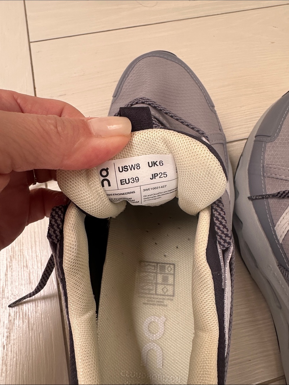 On Running Women’s Cloudnova Sneakers in Lavender and Purple - Picture 6 of 7